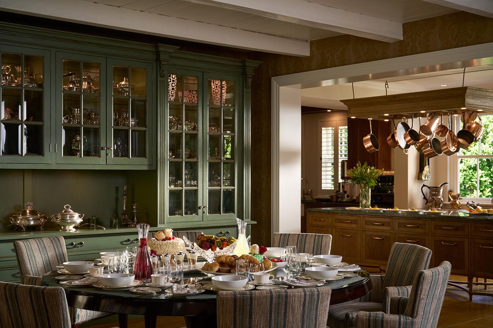 Dining room green cabinetry paddakloof franschhoek south africa padel