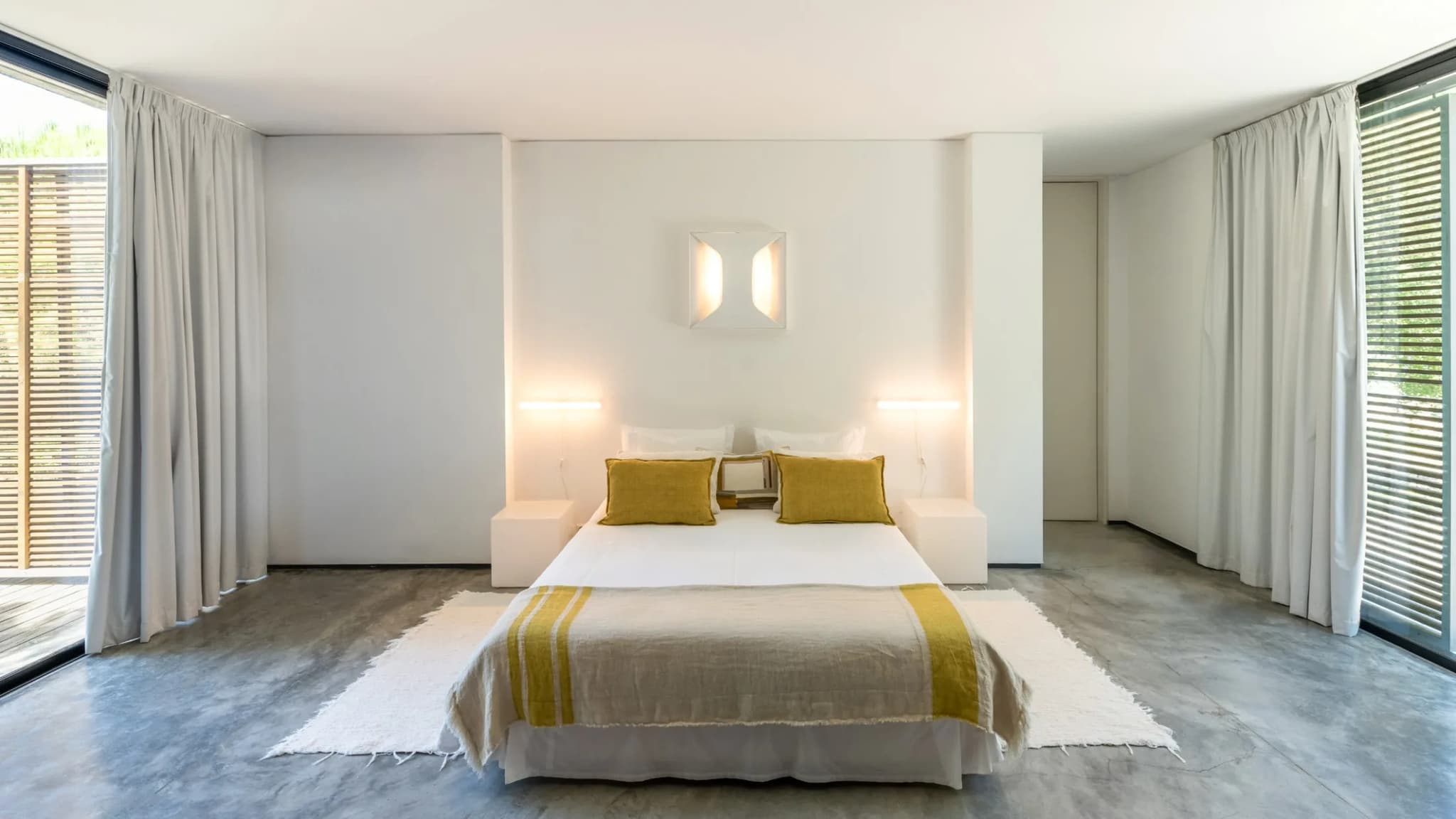 Bedroom double bed yellow accents villa lapa comporta portugal padel